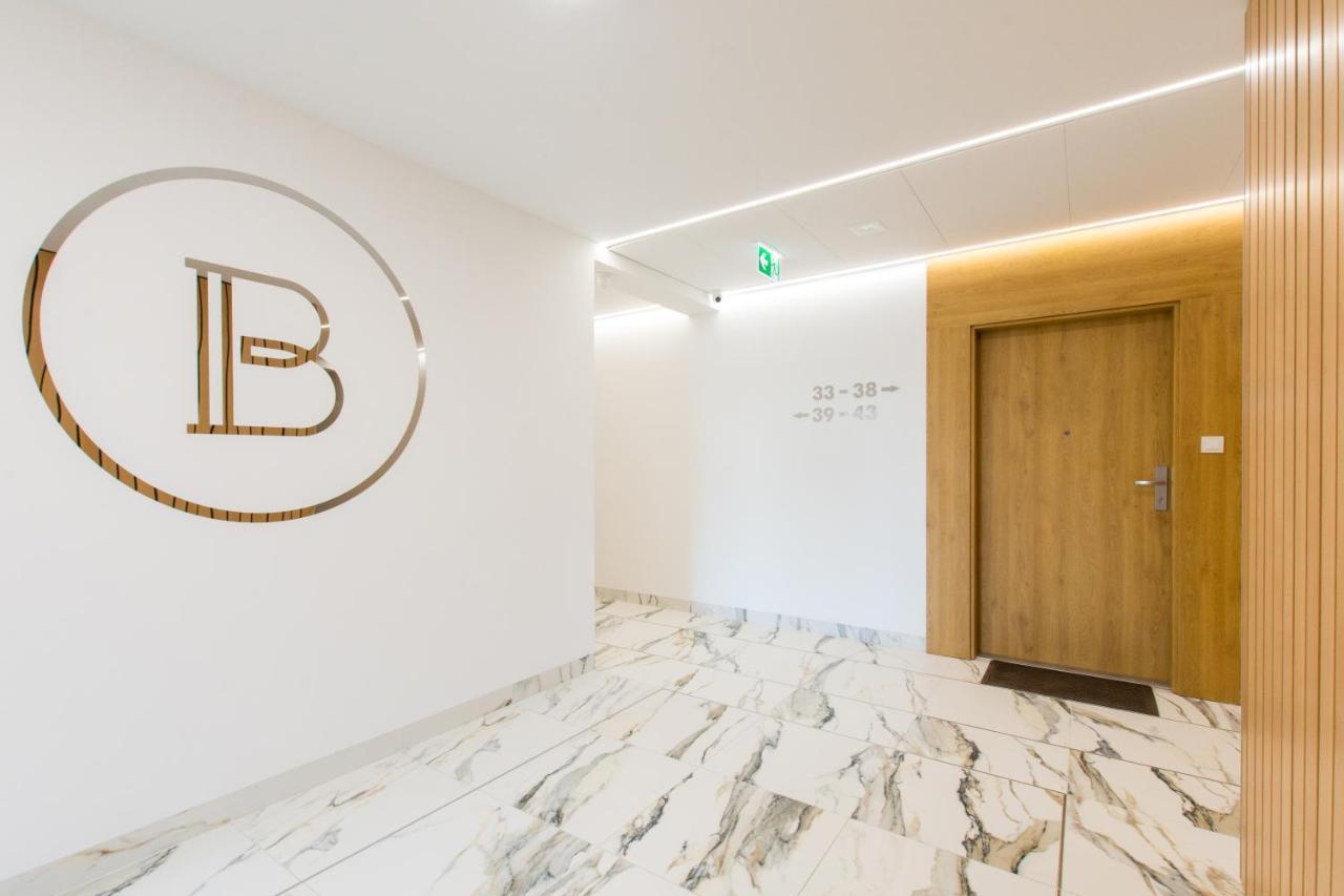 Baltic Marina Residence Z Garazem Kolobrzeg Bagian luar foto